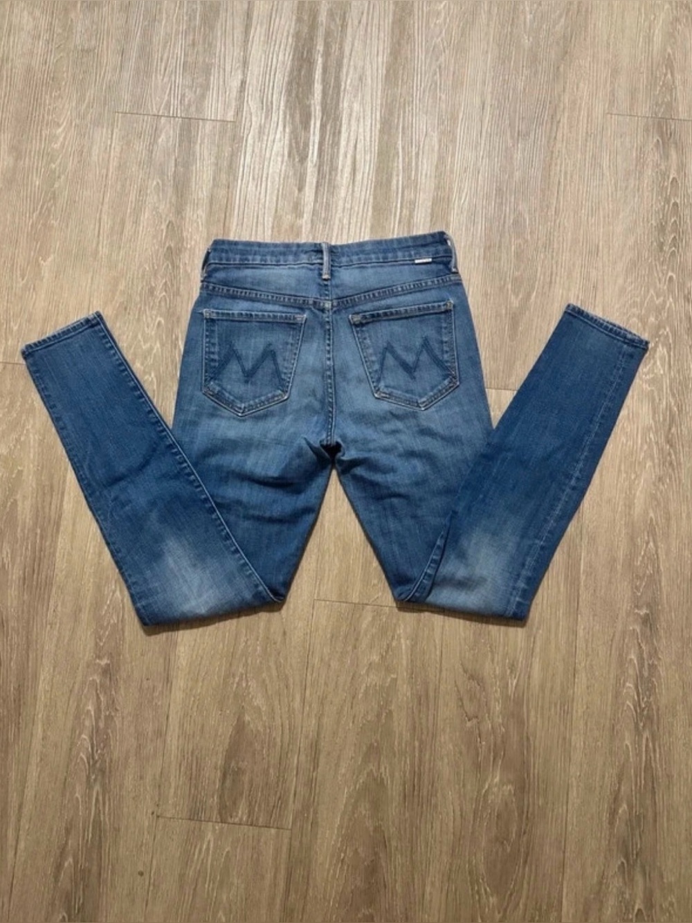 MOTHER Denim Skinny Jeans in Medium Blue
